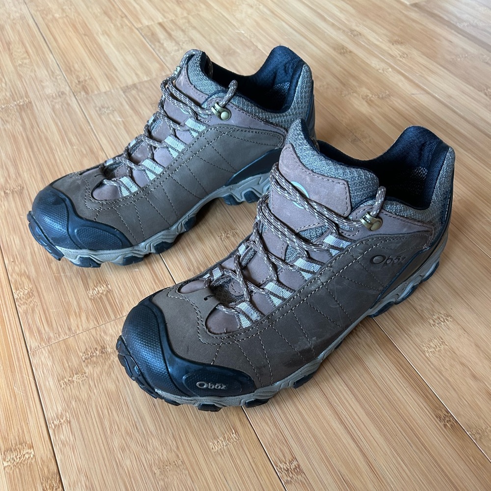 Oboz Bridger Low - Waterproof - Mens 9 Wide - NWOT